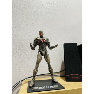 Mô Hình Cyborg - Nhân Vật Siêu Anh Hùng Justice League