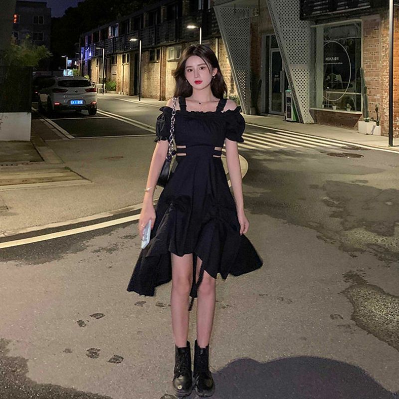 Đầm công chúa dáng dài trễ vai 2 màu trắng và đen
