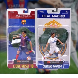 Tượng cầu thủ Ronaldo - Messi