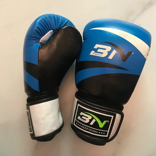 Thanh lý găng tay Boxing - muay thái