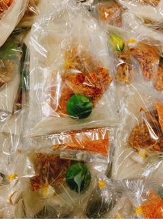 Bánh tráng muối nhuyễn hành phi ( tỏi phi)