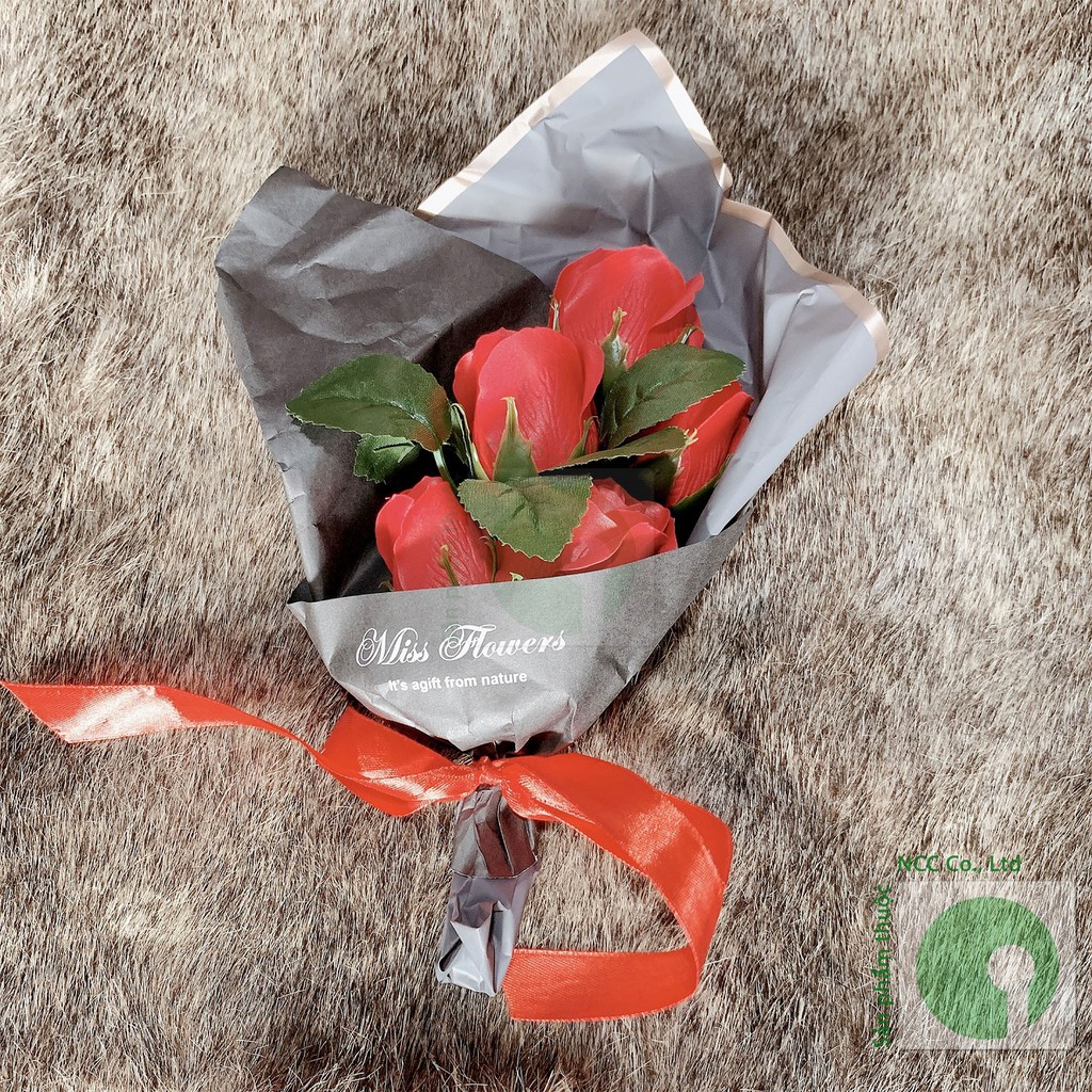 Hoa hồng sáp 5 bông ý nghĩa  Yêu bằng cả trái tim  dùng làm quà tặng cho dịp 8/3, Lễ tình nhân, kỉ niệm - NLVQ-3565