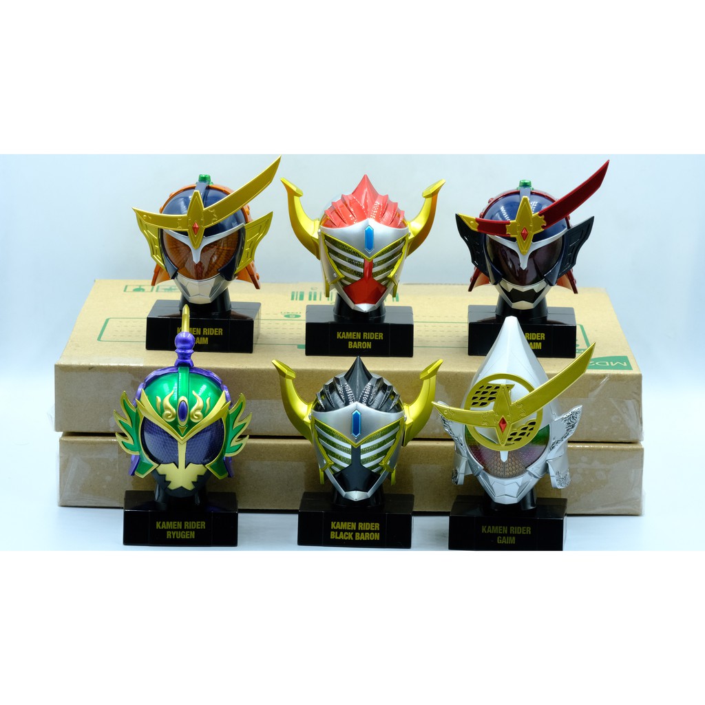 Mô hình Đầu của Kamen Rider Head Tỷ lệ 1/4 Chính Hãng Bandai RMC Kamen Rider Build Ex-aid Gaim. Có ảnh thật, cực đẹp.