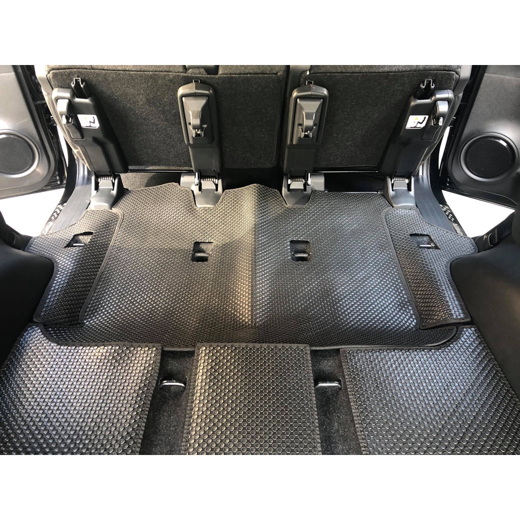 Thảm Lót Sàn Ô Tô KATA Cao Cấp Cho Xe Toyota Fortuner  - Không mùi, Không ẩm mốc, Dễ dàng vệ sinh