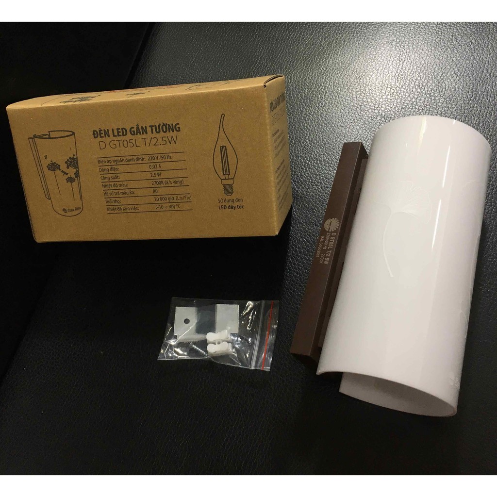 Đèn LED gắn tường Rạng Đông, bóng nến 2,5W