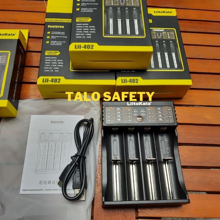 Bộ Sạc Pin chính hãng Liitokala Lii-402, sạc nhiều loại Pin 26650, 22650, 21700, 18650, 18350, 17670, NiMH/NiCd 1.2V