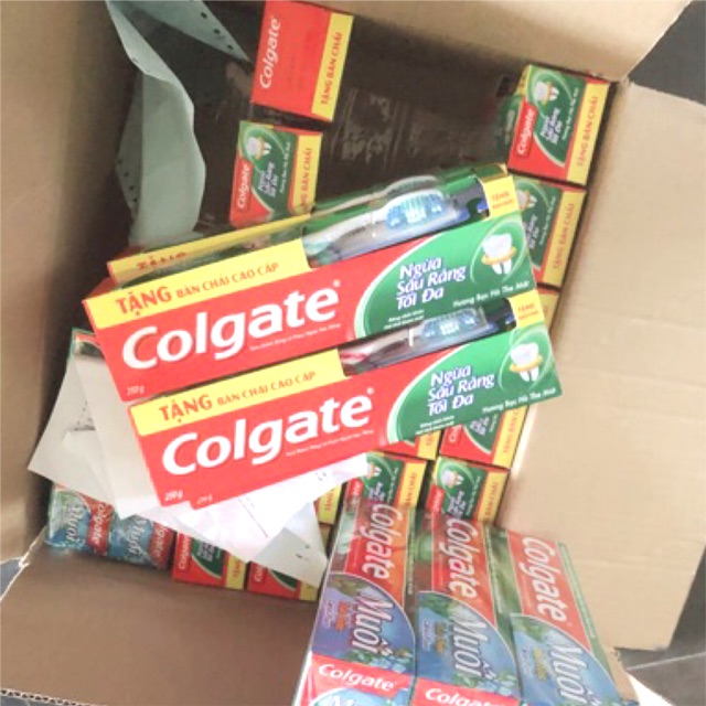 KEM ĐÁNH RĂNG COLGATE NGỪA SÂU RĂNG TỐI ĐA 225g