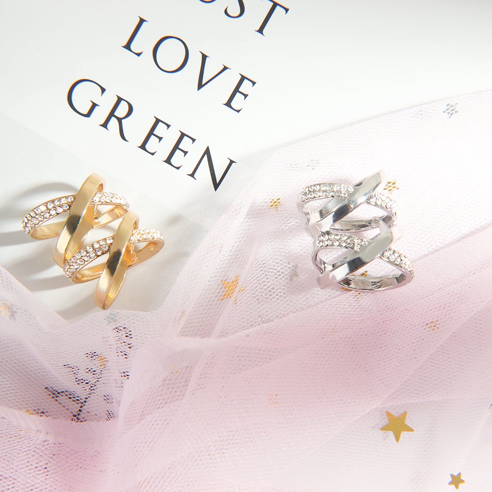 Trâm cài áo hình bông hoa đính đá