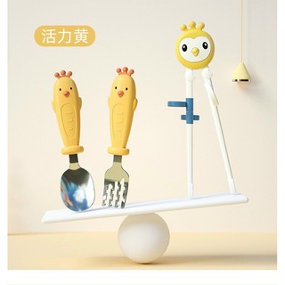 Set thìa đũa gà cho bé tập ăn dặm