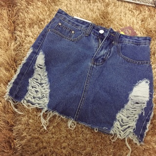 Chân váy bò rách hàng quảng châu , có quần bên trong, xả lỗ nốt size sm màu xanh đậm 😍😍😍😍😍😍😍😍😍😍😍😍😍😍😍😍😍a