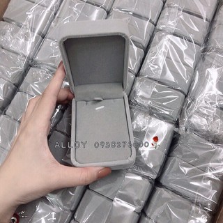 Hộp nhung đựng trang sức