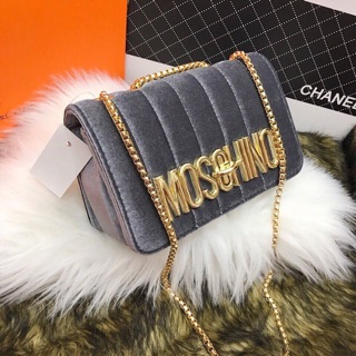 Túi moschino