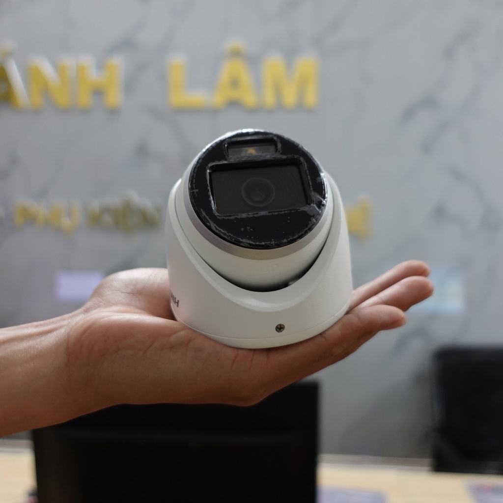 Camera HDTVI ColorVu 2MP bán cầu HIKVISION DS-2CE70DF0T-MF - Hàng Chính Hãng