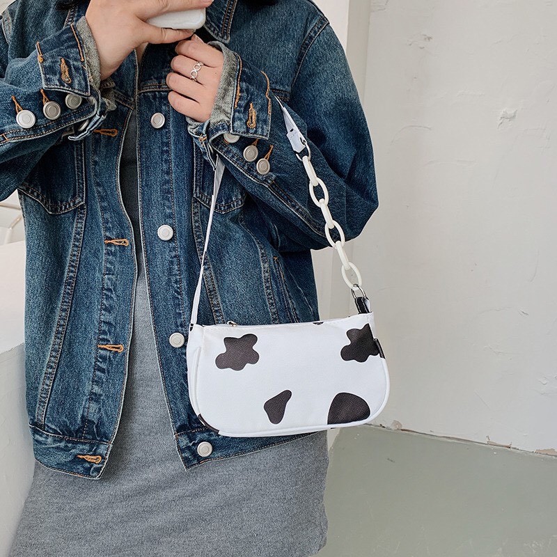 [Mã FAMAYWA2 giảm 10K đơn 50K] Túi kẹp nách phối dây xích hoạ tiết bò sữa thời trang siêu hót cho nữ TFT913 | BigBuy360 - bigbuy360.vn