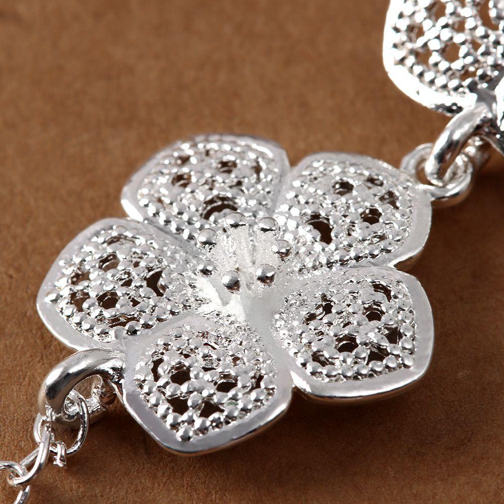 Vòng Đeo Tay Họa Tiết Hoa Dùng Làm Quà Tặng Cho Bạn Gái