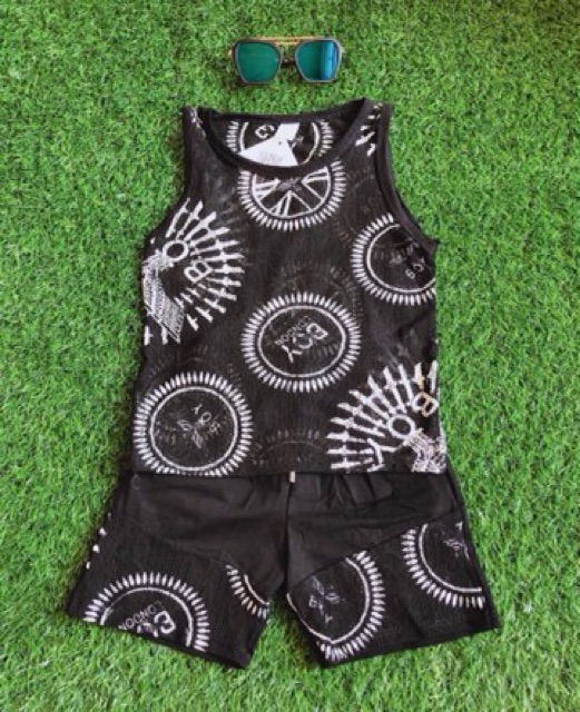 Bộ ba lỗ bé trai Quảng châu