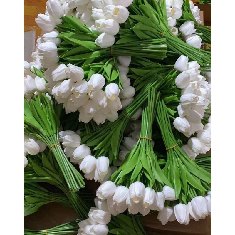 Trang trí bánh hoa Hoa tulip trắng