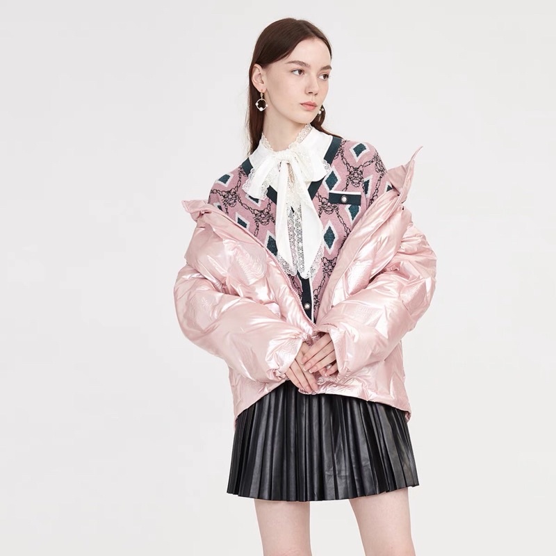 Áo len hoạ tiết Lily