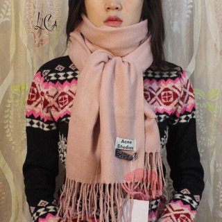 Khăn Acne Studious
