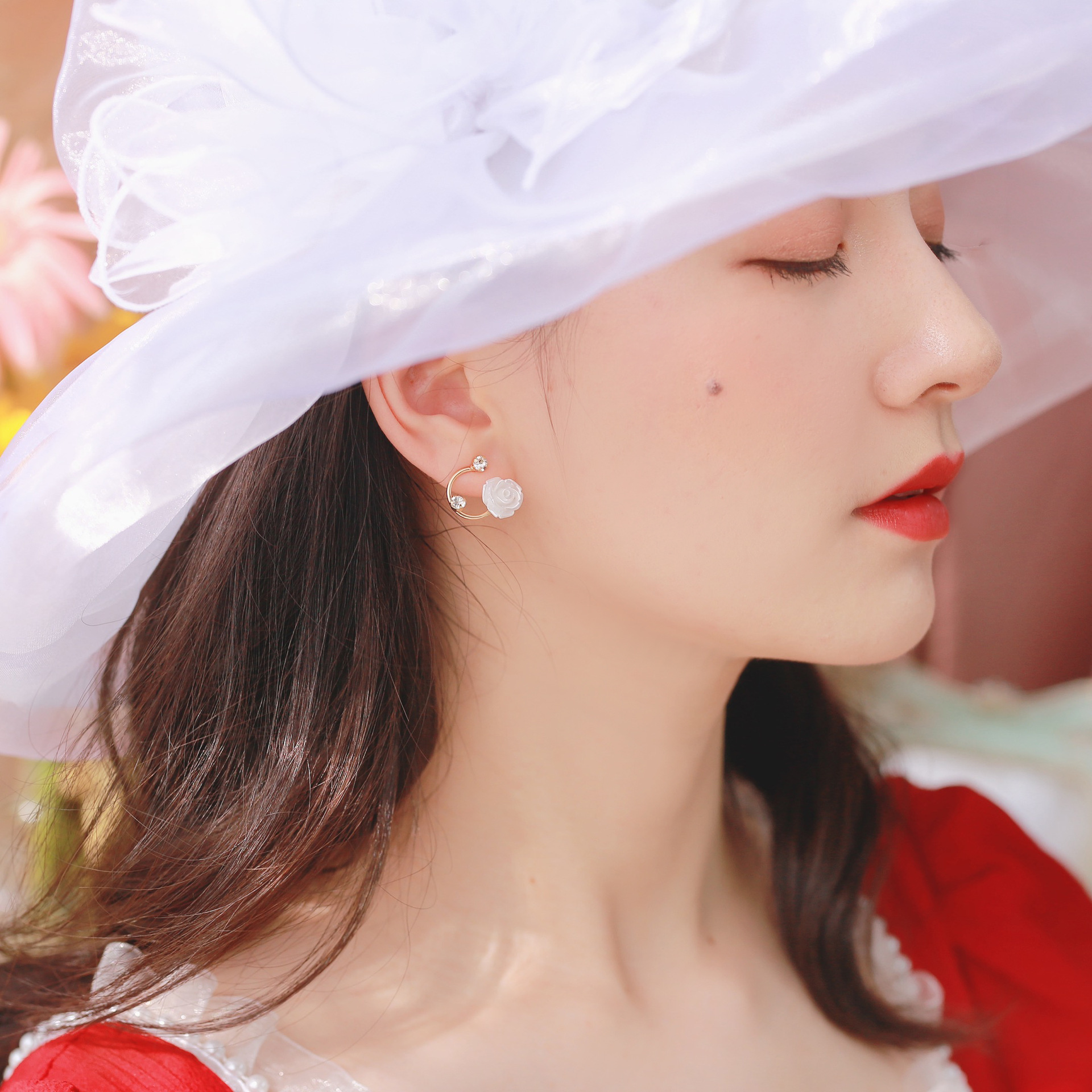 【THEO DÕI cửa hàng của chúng tôi -10K trừ 5K】[Rose of Versailles] Bông tai hoa trang nhã của Pháp có đính kim cương và không có kẹp tai