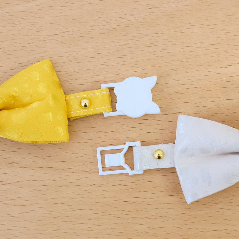 Vòng Cổ Chống Thất Lạc Hình Hoa Màu Dạ Quang Có Khóa An Toàn Dành Cho Thú Cưng