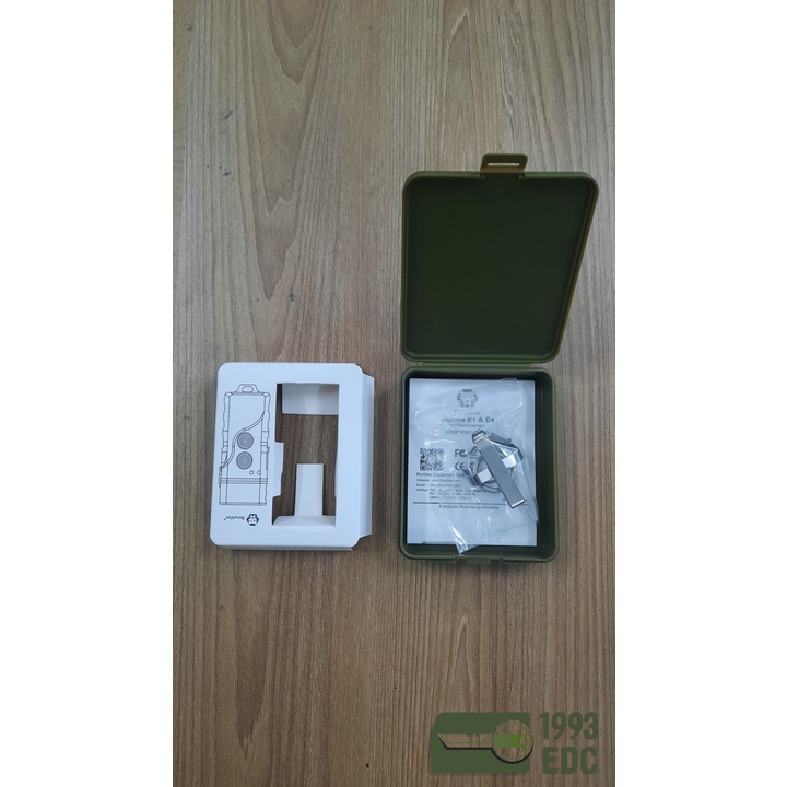 Đèn pin Rovyvon Angel Eyes E1 Hybrid Keychain Flashlight