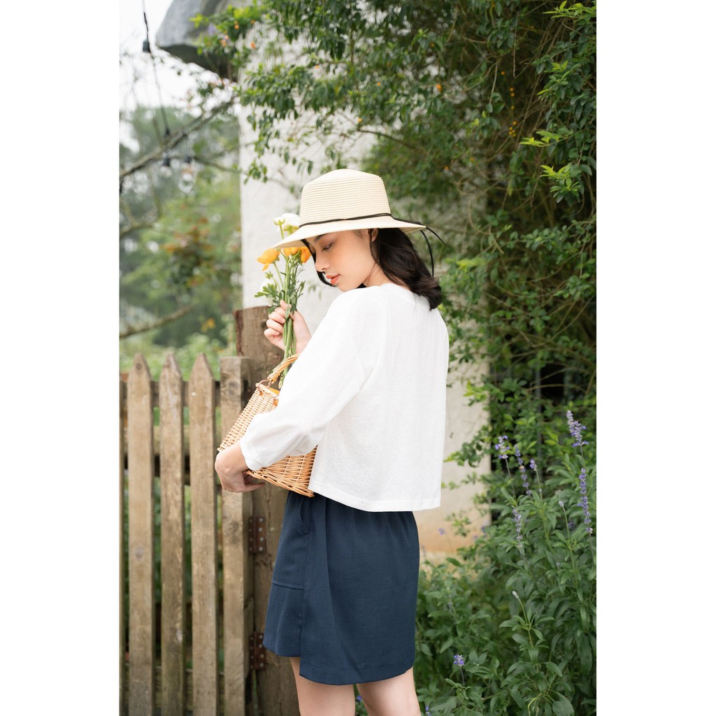 [Mã WASKT304 giảm 15% tối đa 30K đơn 99K] Áo Cổ Tròn Croptop[Madelen] | BigBuy360 - bigbuy360.vn