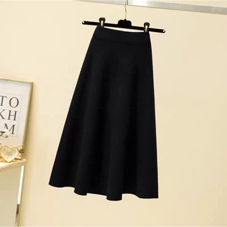 Chân váy len xoè cạp cao