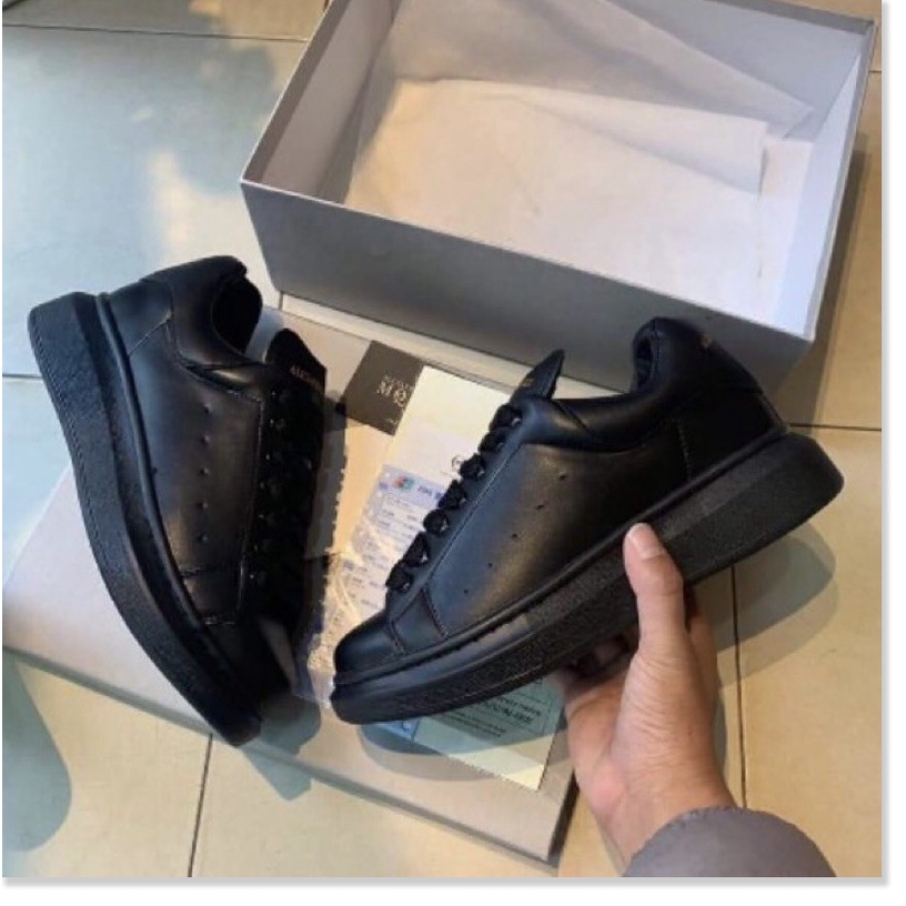 𝔹𝕆𝕊𝕊 𝕊ℍ𝕆𝔼𝕊 ⚜️ Giầy thể thao nam full đen mới