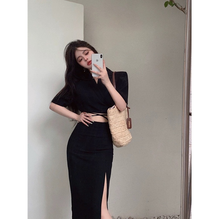 SET ÁO CROPTOP SƠ MI + CHÂN VÁY DÀI XẺ ĐÙI