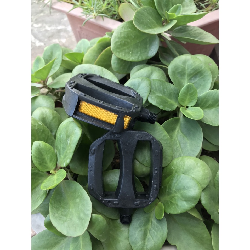 Đôi bàn đạp  xe đạp trẻ em hàng loại 1