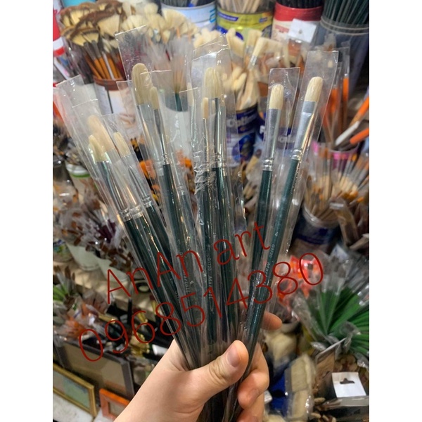 Cọ vẽ martoll đầu tròn lông lợn dùng cho màu acrylic, sơn dầu...