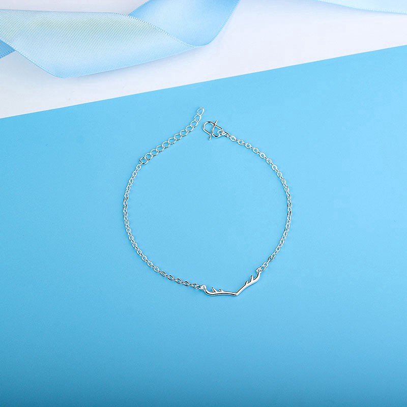 Vòng đeo tay hình sừng hươu thời trang mới 2020 cho nữ | BigBuy360 - bigbuy360.vn