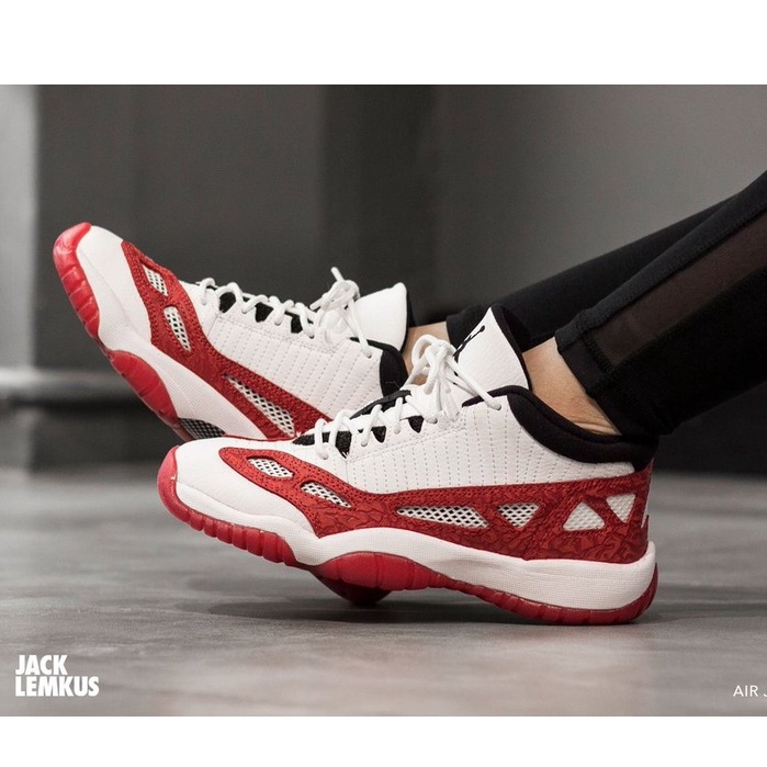 Giày Nike Air Jordan Retro 11 Low Trắng Đỏ Chính Hãng