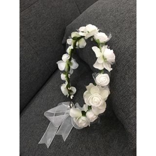 Vòng hoa đội đầu kỉ yếu 2 loại ít lá và nhìu lá