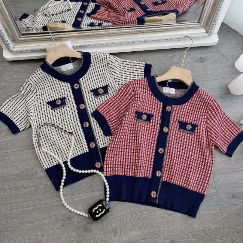 A788 Áo Len Nữ, Áo Dáng Croptop Họa Tiết Caro Chạy Viền Đen Phối Cúc Đồng, Chất Len Mịn Sịn, Chuẩn Hàng Quảng Châu L1