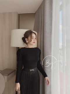 ÁO THUN ZIP KHUY VAI ĐEN/BE