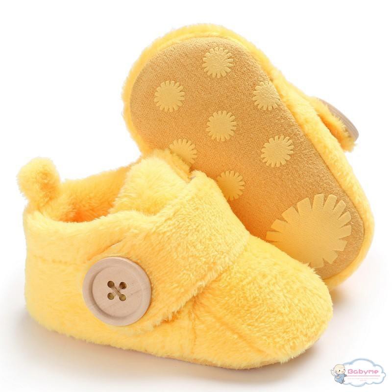 Giày vải bông giữ ấm thiết kế dễ thương cho bé