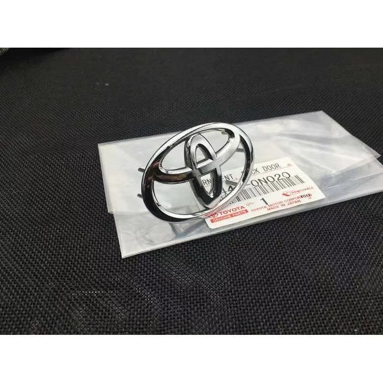 Logo kim loại gắn vô lăng xe hơi Toyota | BigBuy360 - bigbuy360.vn