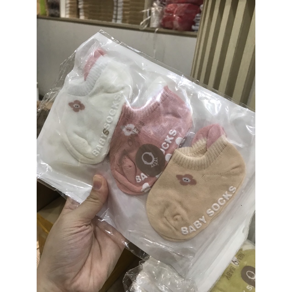 Set 3 đôi Tất vớ chống trơn bé trai bé gái nhiều hình dễ thương NEMO BABY chất vải thoáng khí