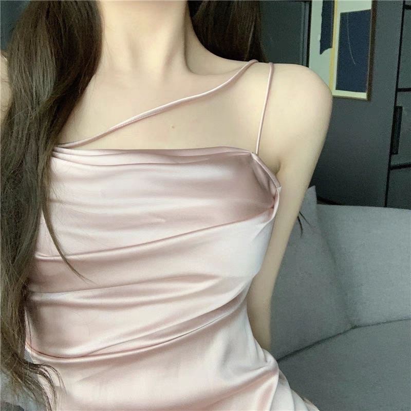 Đầm lụa hai dây