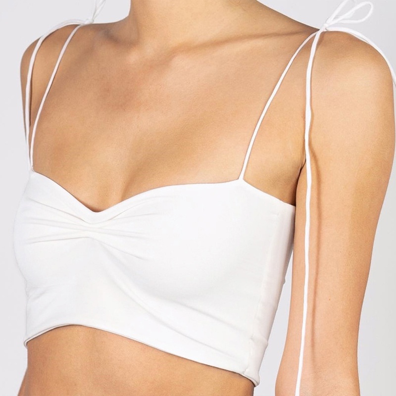 Áo croptop cổ yếm hở lưng quyến rũ