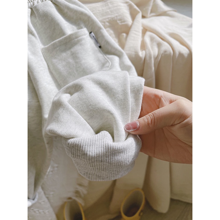 [Babycat Hàng Có Sẵn Quần Thể Thao Dáng Rộng Rách Màu Xám Phong Cách Nhật Hàn Thời Trang Mùa Xuân Cho Bé Trai Và Bé Gái 2022