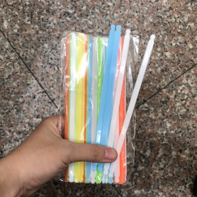Combo 5 Que Cạo Lưỡi Thanh Cổ Điển nhựa an toàn cho sức khỏe