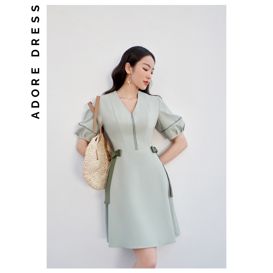 Đầm mini xanh olive thêu thân trước và tay đính nơ eo 2VA1027 ADORE DRESS