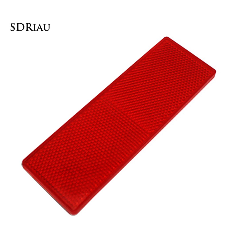 Set 2 miếng nhựa phản quang gắn xe tải tiện dụng