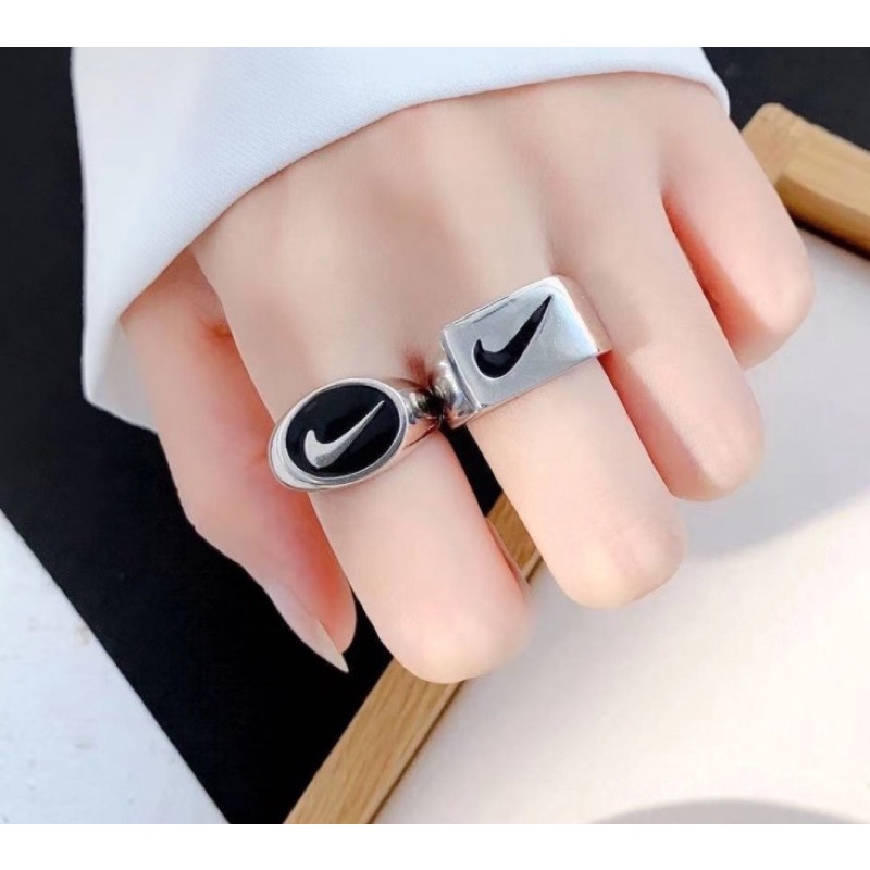 Nhẫn nam freesize xinh hình dấu tích