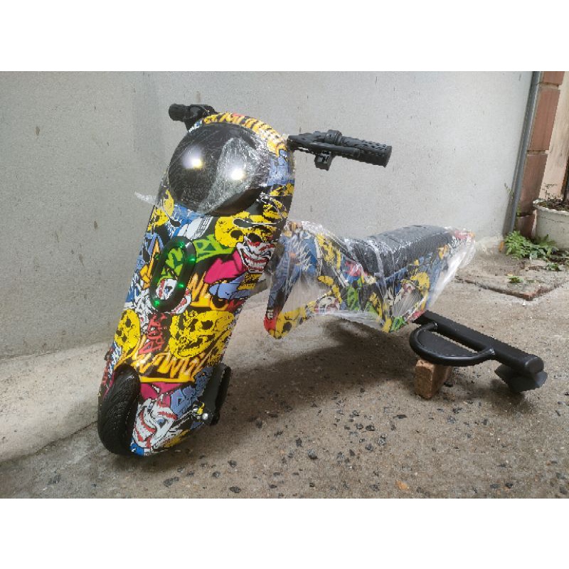 Drift mắt mèo đuôi cáo, xoay 360 độ, có giảm sóc