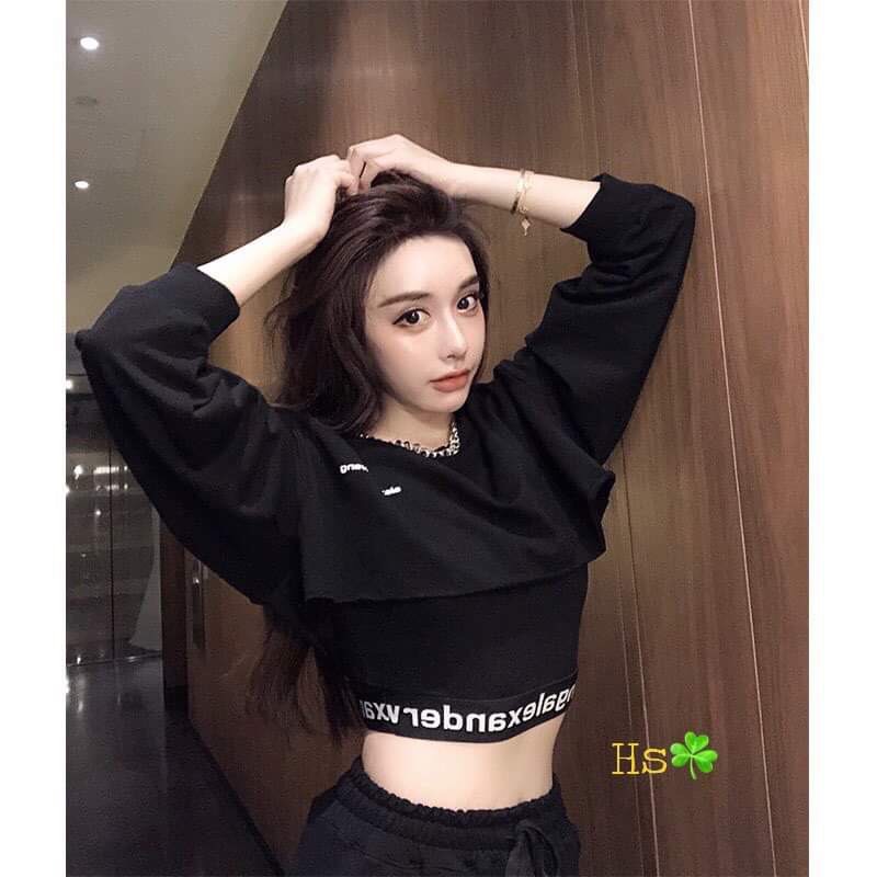 Bộ áo da cá alex croptop. Sét gồm bộ áo 3 lỗ kèm ao crt dài tay. Phù hợp cho bạn nữ đi dạo phố, hẹn hò.