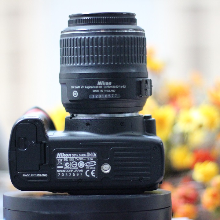Máy ảnh Nikon D40X kèm ống kính 18-55 VR tập chụp DSLR